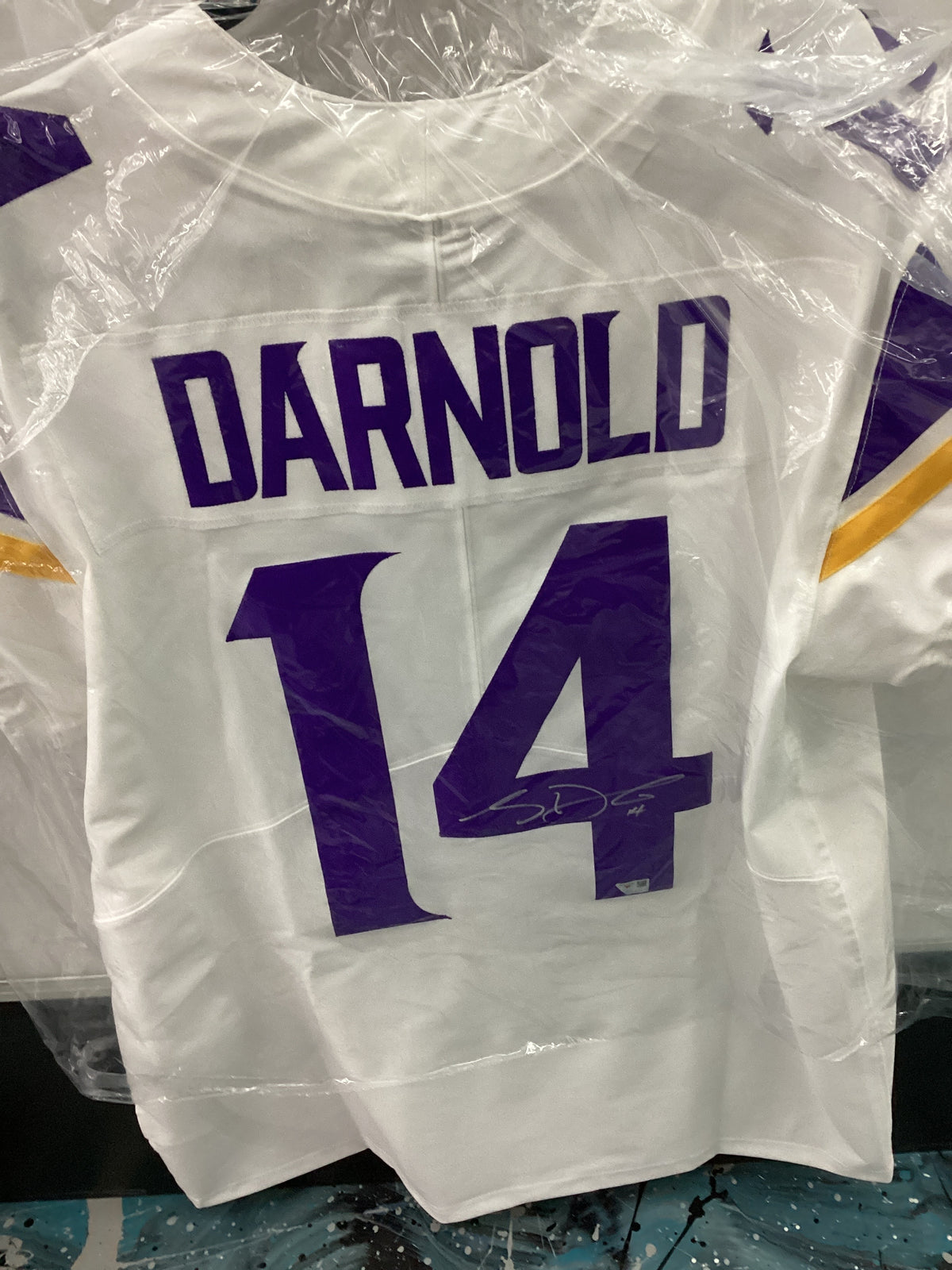 Signed Jersey - Vikings - Darnold - # 14