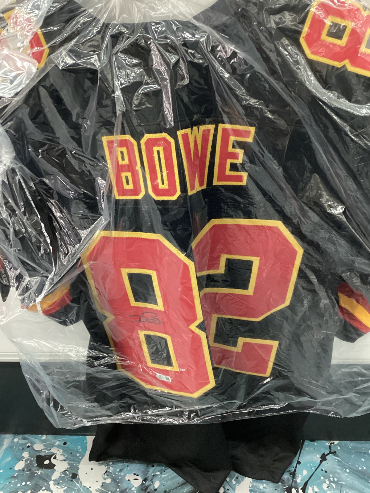 Signed Jersey - chiefs - Bowe - #82