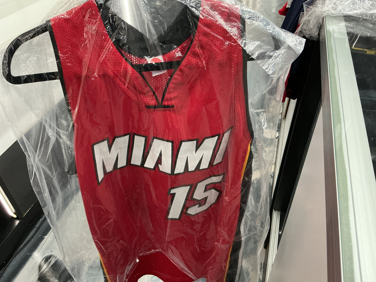 Signed Miami Heat #15 Chalmers Jersey