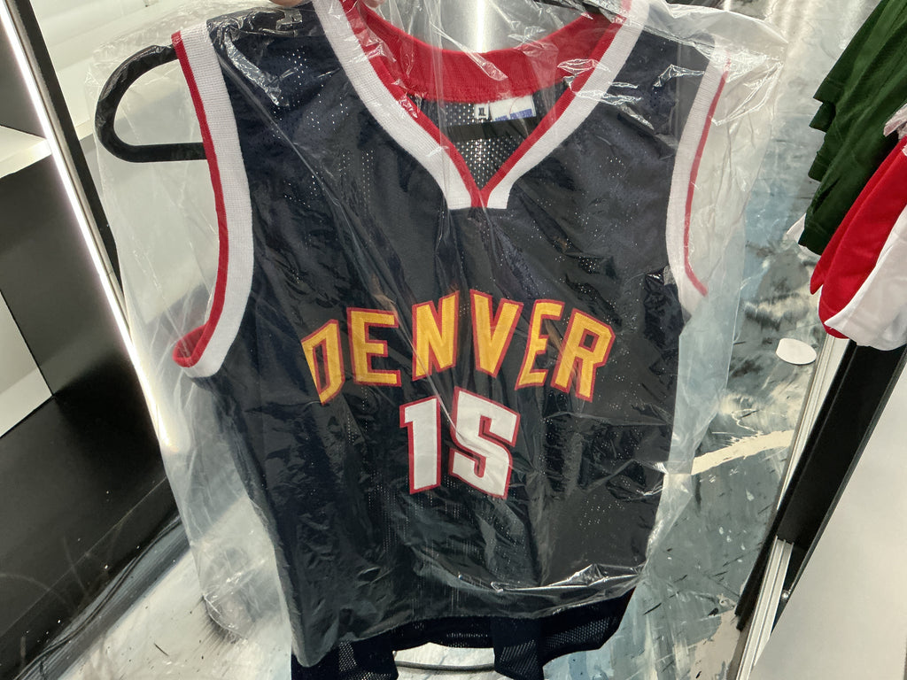 Signed Denver Nuggets #15 Jokić Jersey