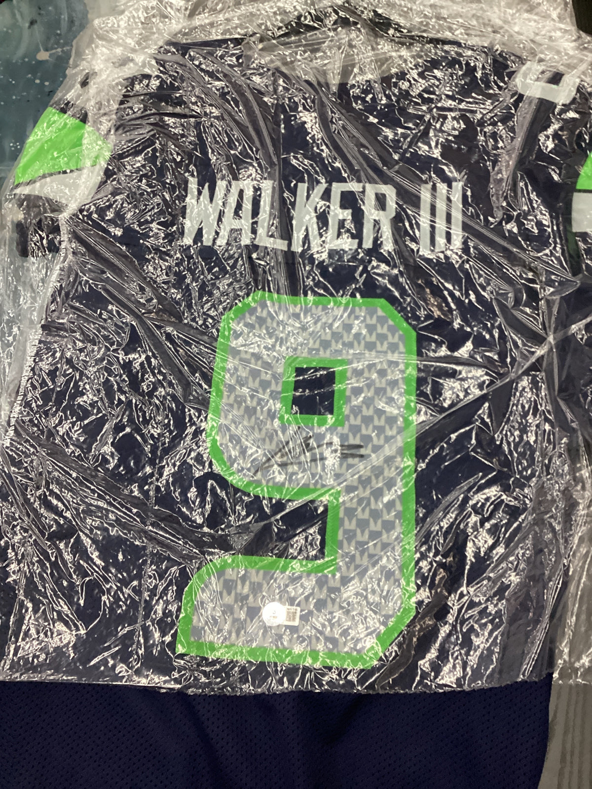 Signed Jersey - Walker III - Seattle - #9