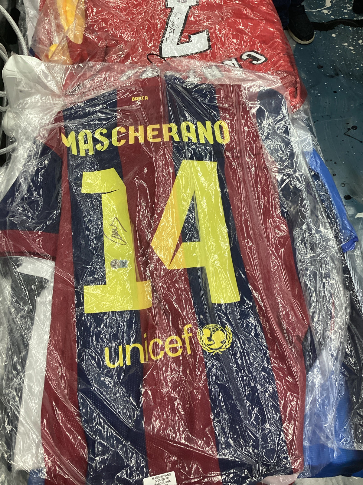Signed Jersey - Mascherano - FC Barcelona- #14