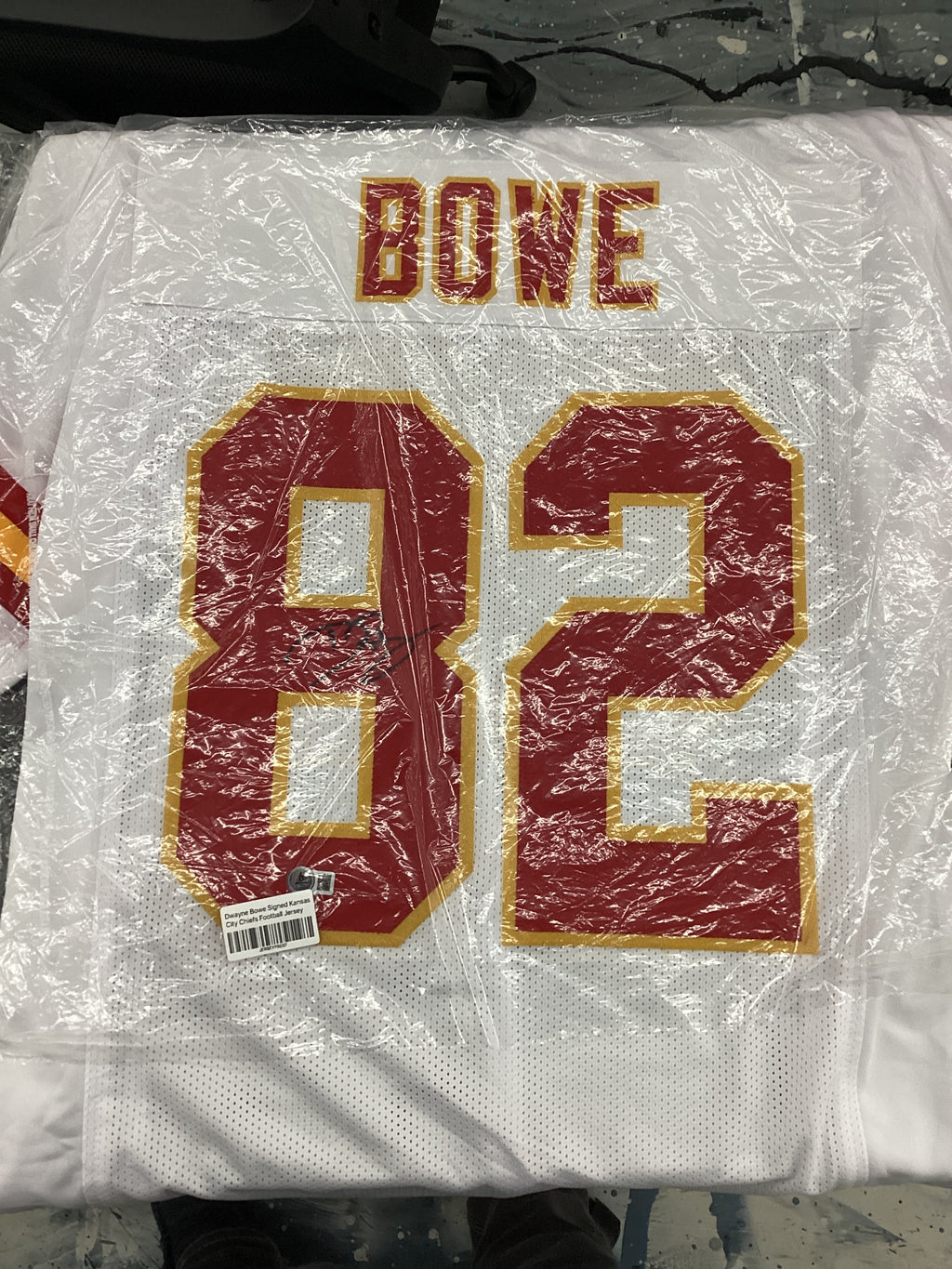 Signed Jersey - Dwayne Bowe - Kansas City Chiefs - #82
