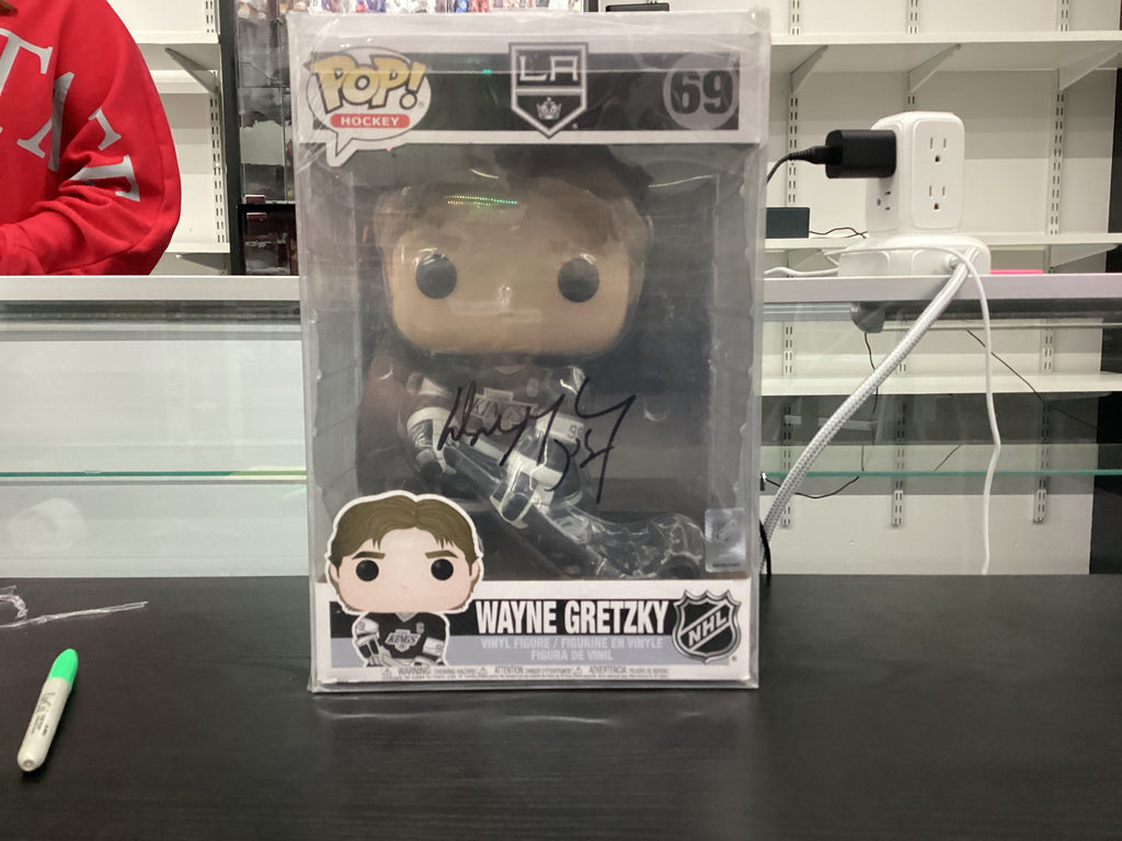 Signed Funko Pop 69 10 inch - NHL LA Kings - Wayne Greztky - Signed by Wayne  Gretzky
