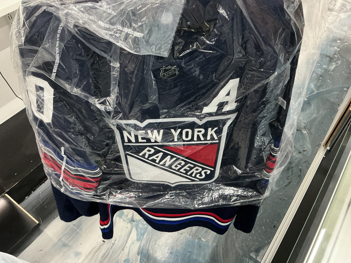 Signed Chris Kreider New York Rangers #20 Jersey