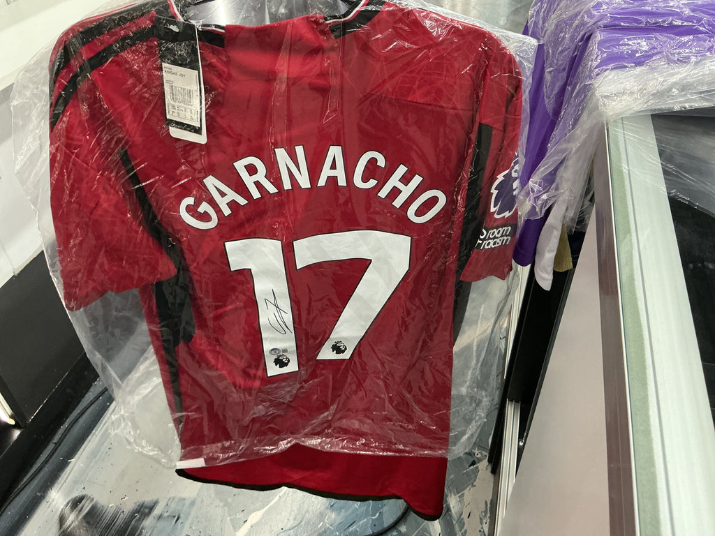 Signed Garnacho Manchester United FC #17 Jersey