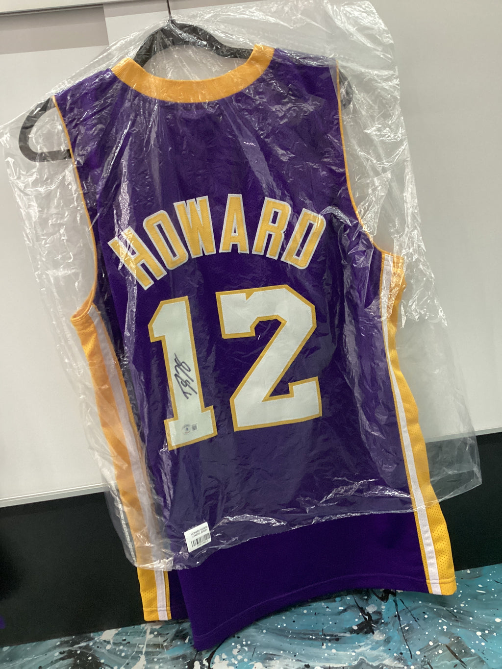 Signed Jersey - Los Angeles - Howard - #12