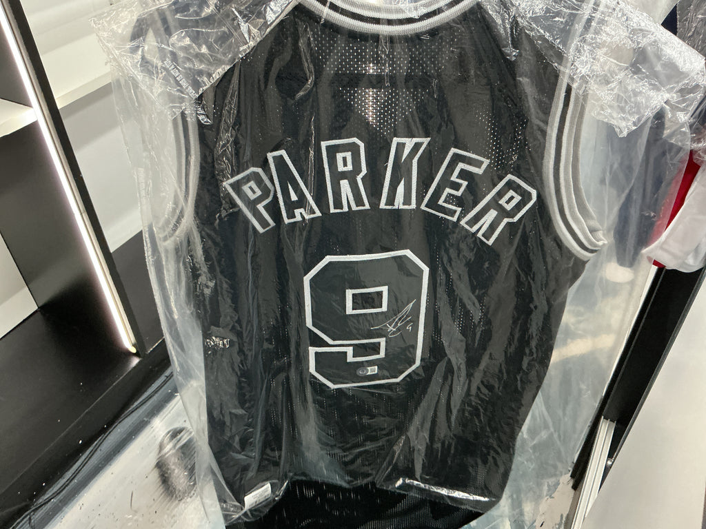 Signed San Antonio Spurs #9 Parker Jersey