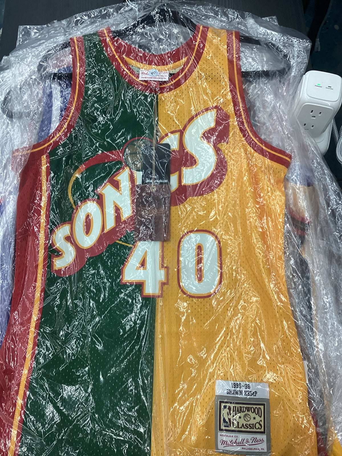 Signed Jersey - Kemp - Seattle - #40